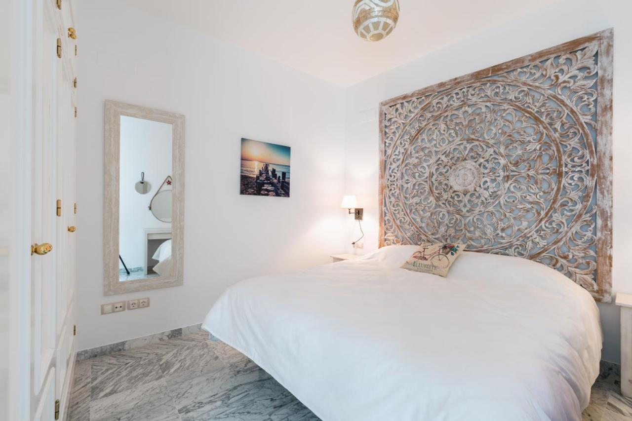 Veoapartment Ciriaco Севиля Екстериор снимка