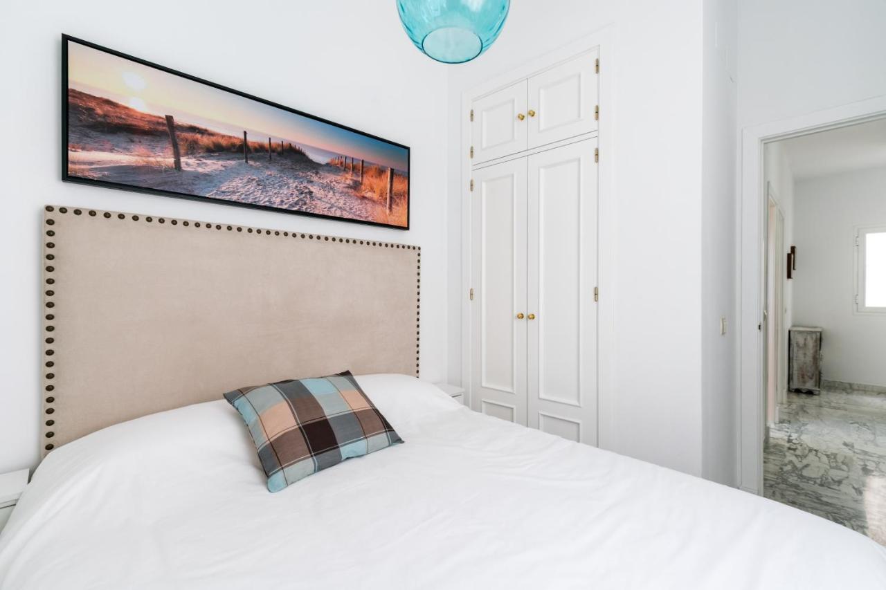 Veoapartment Ciriaco Севиля Екстериор снимка