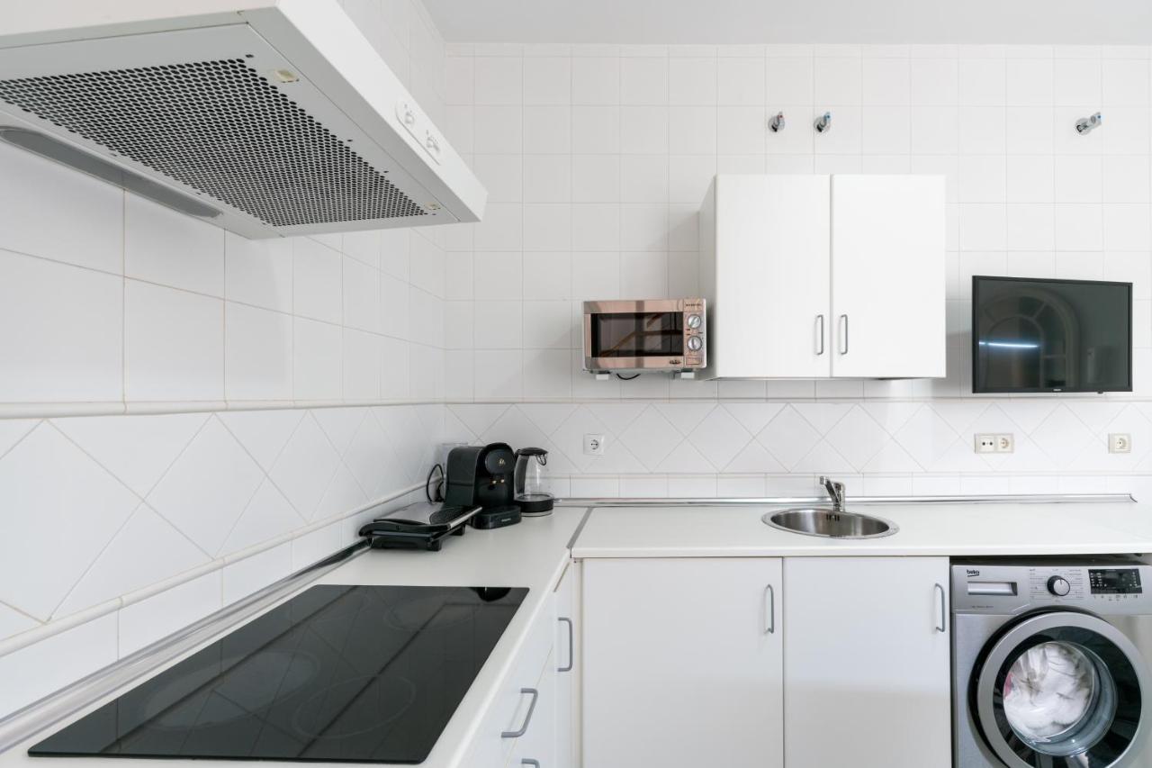 Veoapartment Ciriaco Севиля Екстериор снимка