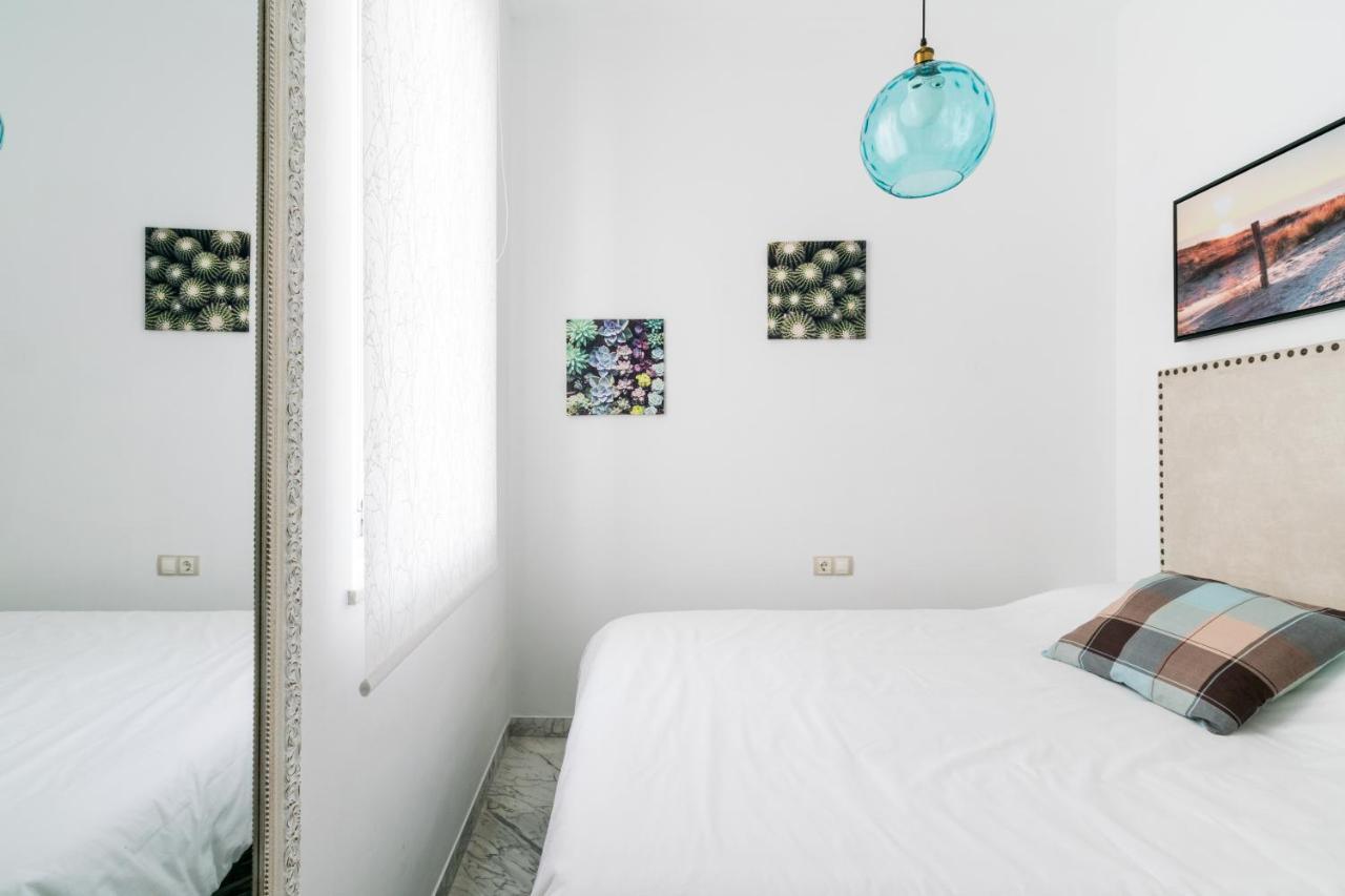 Veoapartment Ciriaco Севиля Екстериор снимка