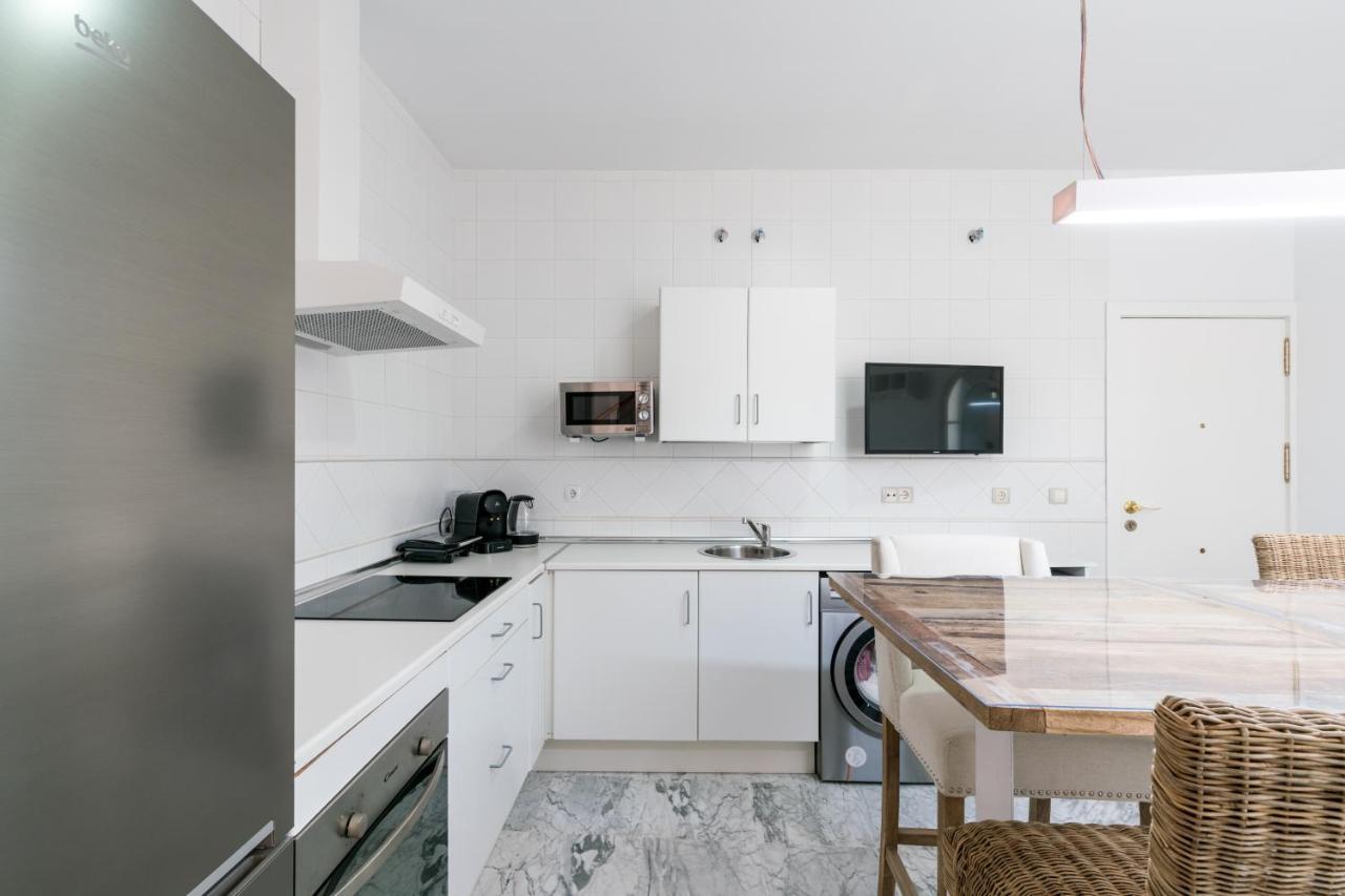 Veoapartment Ciriaco Севиля Екстериор снимка