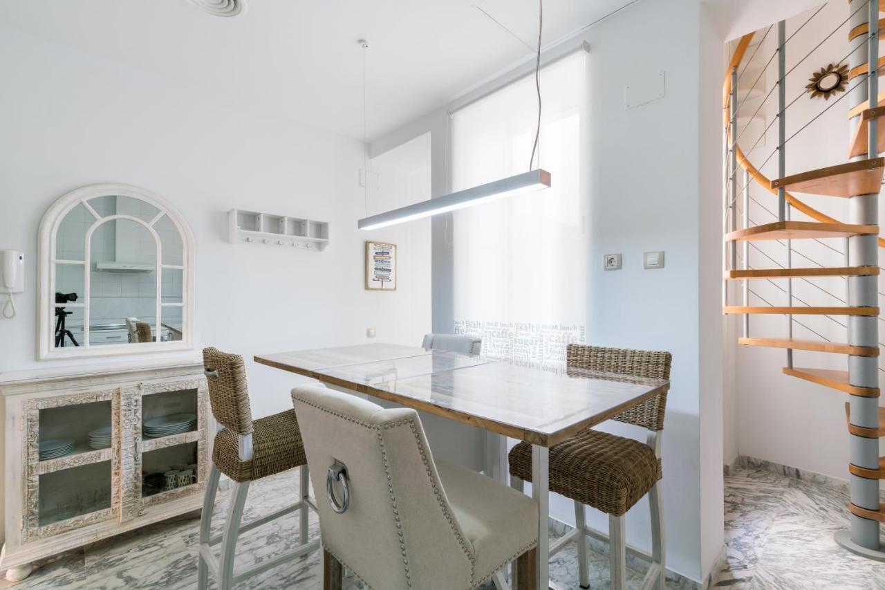 Veoapartment Ciriaco Севиля Екстериор снимка