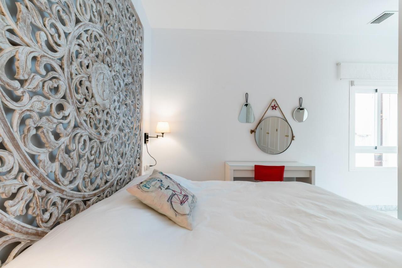 Veoapartment Ciriaco Севиля Екстериор снимка